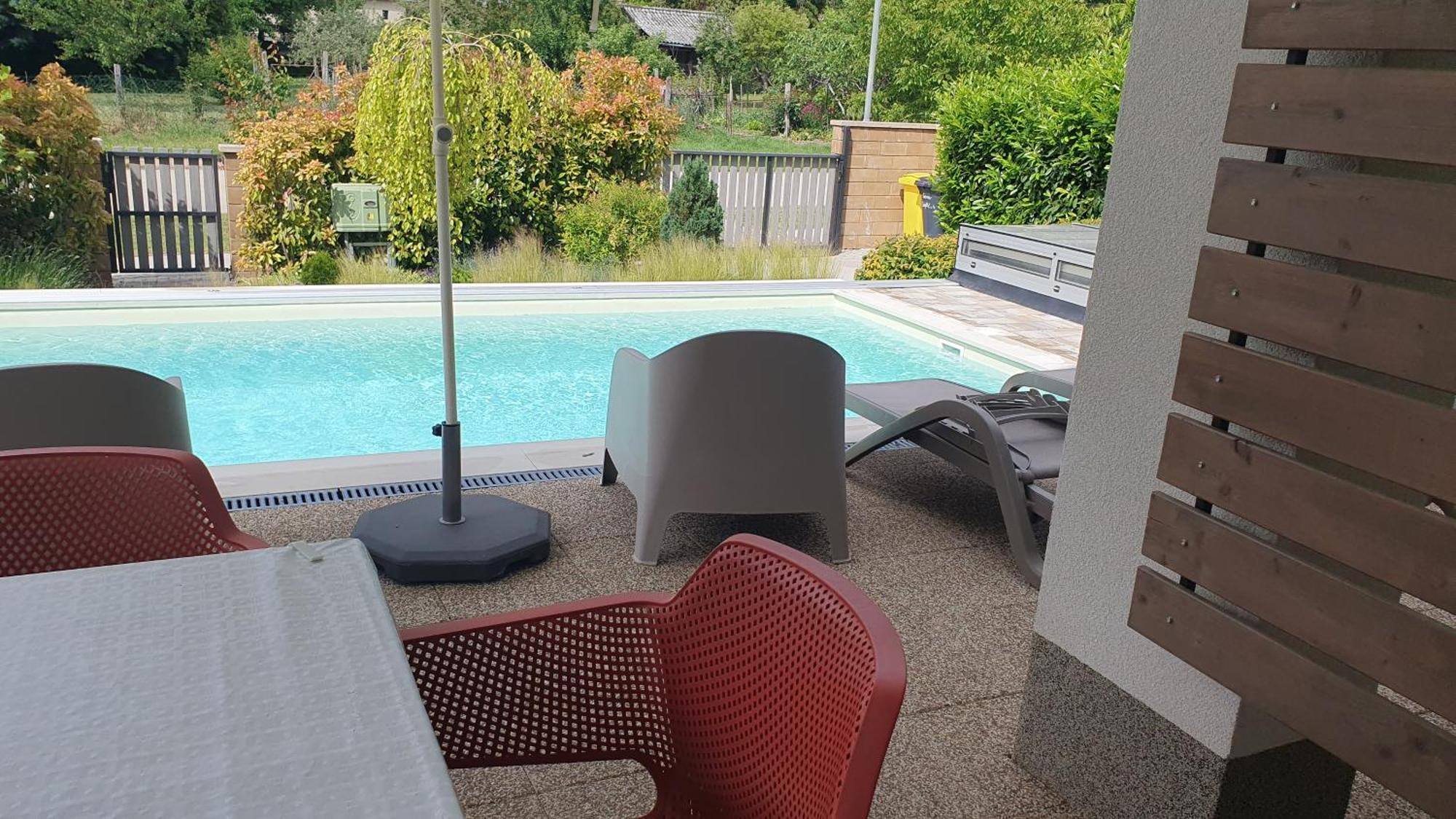 Relax Balaton Apartmanok บาลาตอนฟือเรด ภายนอก รูปภาพ