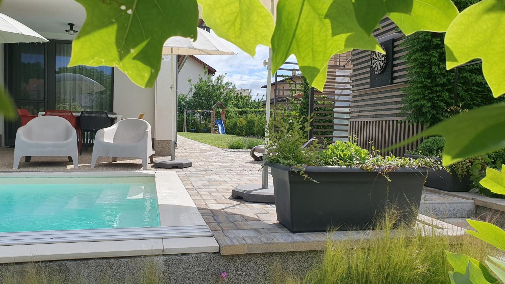 Relax Balaton Apartmanok บาลาตอนฟือเรด ภายนอก รูปภาพ